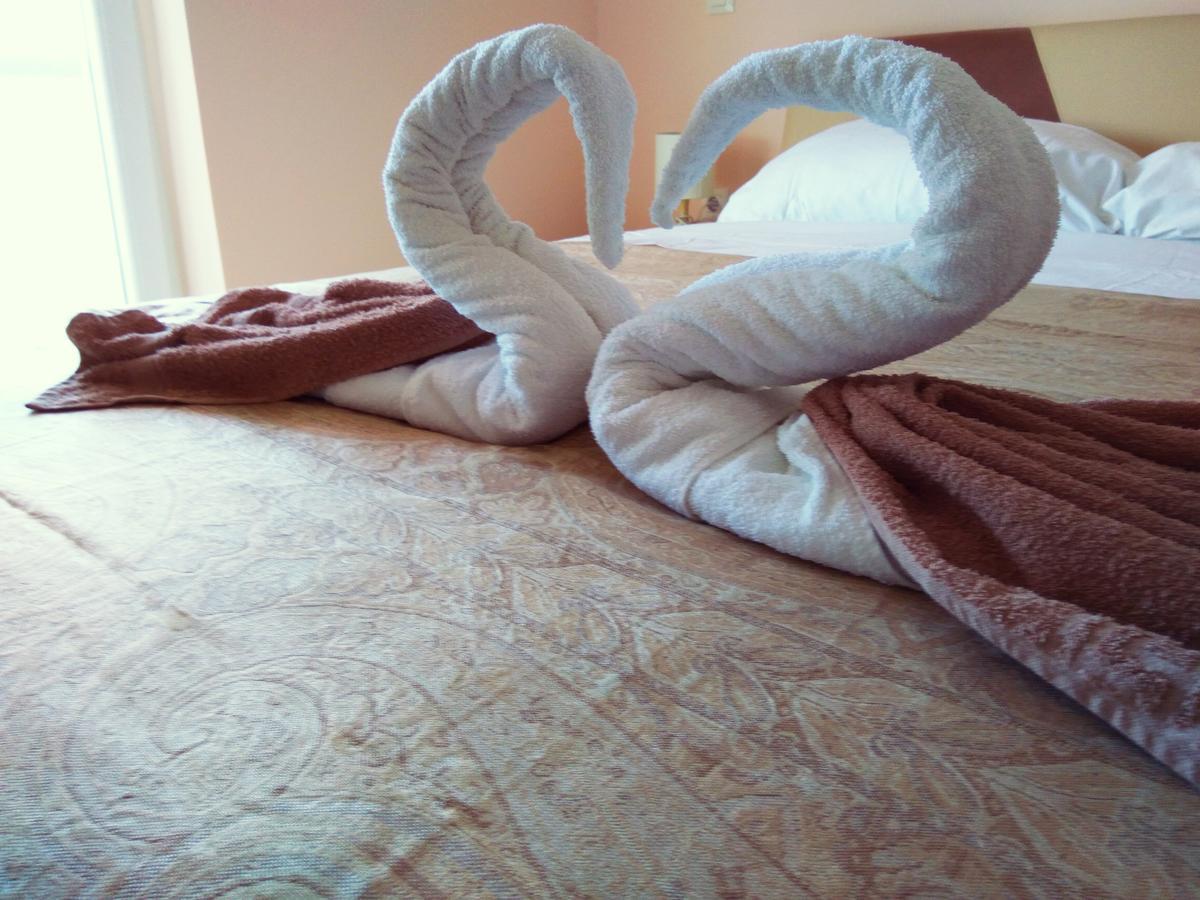 Aparthotel Viola Pjescana Uvala Eksteriør bilde